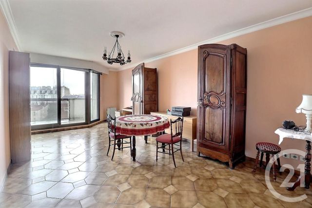 Appartement F3 à vendre - 3 pièces - 74.0 m2 - LES LILAS - 93 - ILE-DE-FRANCE - Century 21 Ricard Immobilier