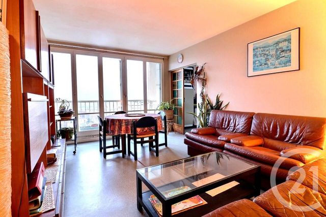 Appartement F4 à vendre - 4 pièces - 80.0 m2 - LES LILAS - 93 - ILE-DE-FRANCE - Century 21 Ricard Immobilier