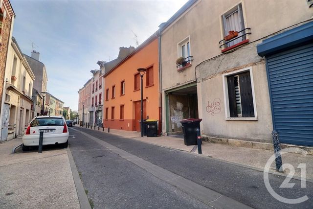 Appartement F2 à vendre - 2 pièces - 26.76 m2 - ROMAINVILLE - 93 - ILE-DE-FRANCE - Century 21 Ricard Immobilier