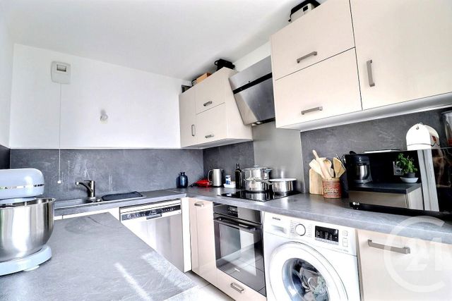 Appartement à vendre - 5 pièces - 102.64 m2 - BAGNOLET - 93 - ILE-DE-FRANCE - Century 21 Ricard Immobilier