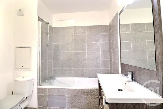 Appartement à vendre - 5 pièces - 102.64 m2 - BAGNOLET - 93 - ILE-DE-FRANCE - Century 21 Ricard Immobilier