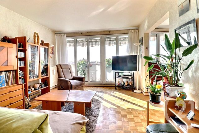 Appartement à vendre - 4 pièces - 75.15 m2 - LES LILAS - 93 - ILE-DE-FRANCE - Century 21 Ricard Immobilier