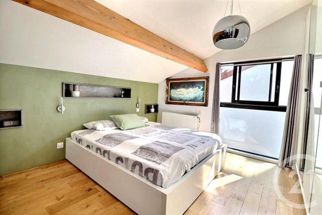 Afficher la photo en grand Appartement F4 à vendre - 4 pièces - 116.0 m2 - LES LILAS - 93 - ILE-DE-FRANCE - Century 21 Ricard Immobilier