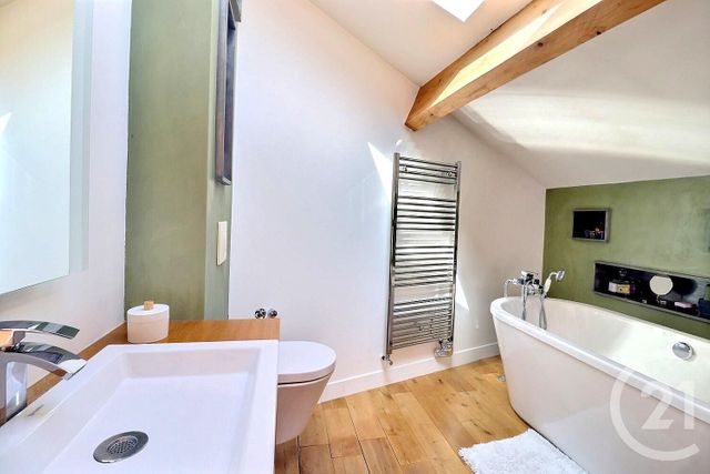 Afficher la photo en grand Appartement F4 à vendre - 4 pièces - 116.0 m2 - LES LILAS - 93 - ILE-DE-FRANCE - Century 21 Ricard Immobilier