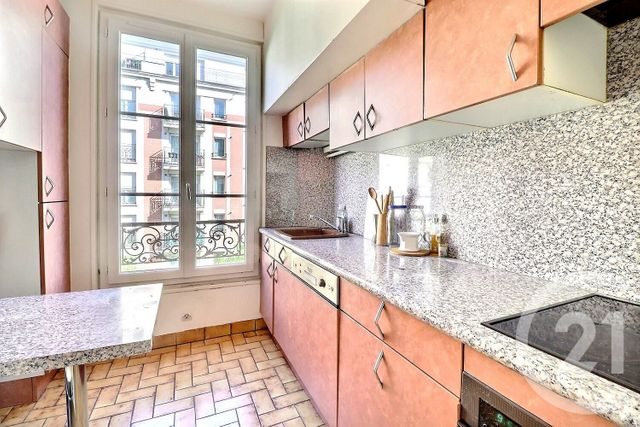 Appartement à vendre - 3 pièces - 68.9 m2 - LES LILAS - 93 - ILE-DE-FRANCE - Century 21 Ricard Immobilier