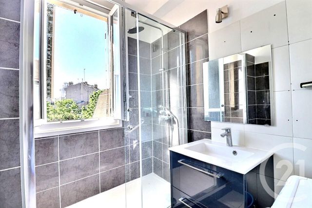 Appartement à vendre - 3 pièces - 68.9 m2 - LES LILAS - 93 - ILE-DE-FRANCE - Century 21 Ricard Immobilier