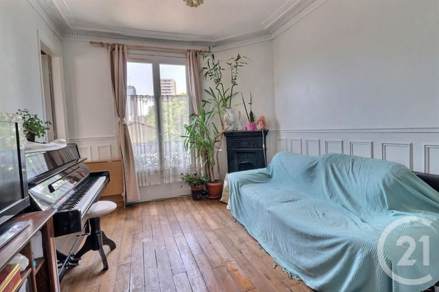 Appartement à vendre - 2 pièces - 42.0 m2 - BAGNOLET - 93 - ILE-DE-FRANCE - Century 21 Ricard Immobilier