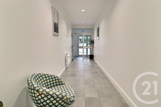 Appartement à vendre - 6 pièces - 122.0 m2 - LES LILAS - 93 - ILE-DE-FRANCE - Century 21 Ricard Immobilier