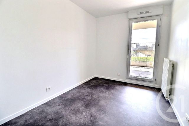 Afficher la photo en grand Appartement F3 à vendre - 3 pièces - 60.0 m2 - ROMAINVILLE - 93 - ILE-DE-FRANCE - Century 21 Ricard Immobilier