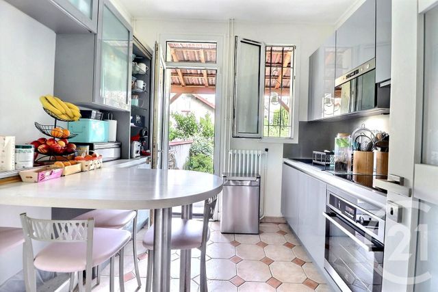 maison à vendre - 6 pièces - 118.0 m2 - NOISY LE SEC - 93 - ILE-DE-FRANCE - Century 21 Ricard Immobilier