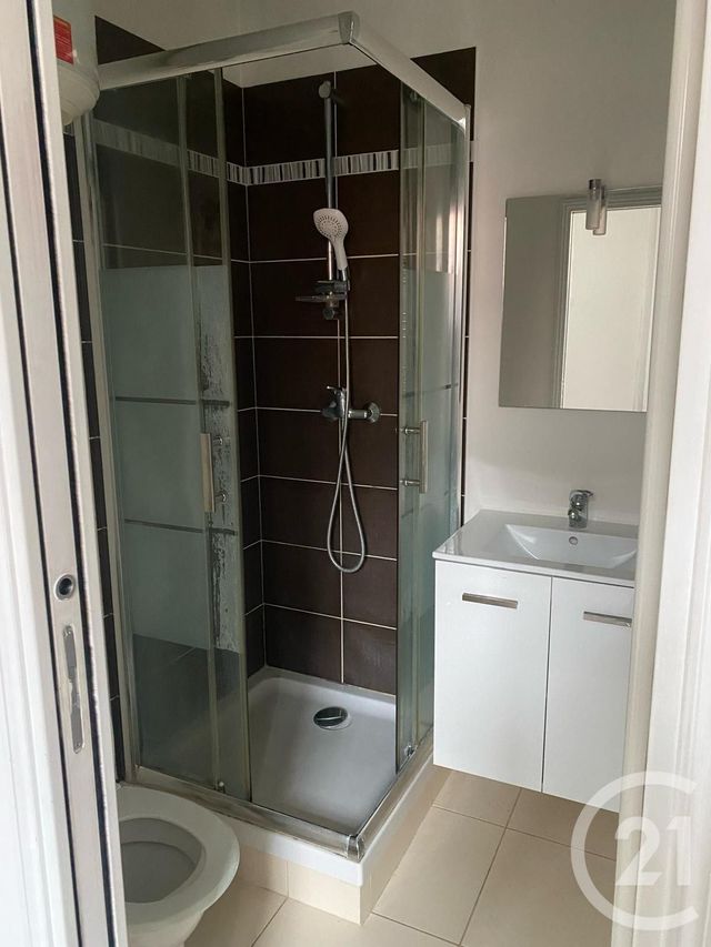 Appartement à vendre - 2 pièces - 23.0 m2 - BAGNOLET - 93 - ILE-DE-FRANCE - Century 21 Ricard Immobilier