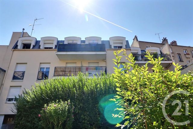Appartement à vendre - 6 pièces - 103.0 m2 - LES LILAS - 93 - ILE-DE-FRANCE - Century 21 Ricard Immobilier