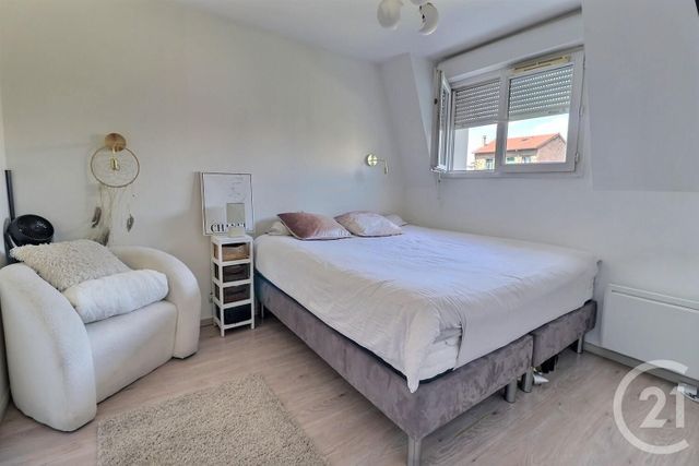 Appartement à vendre - 6 pièces - 103.0 m2 - LES LILAS - 93 - ILE-DE-FRANCE - Century 21 Ricard Immobilier