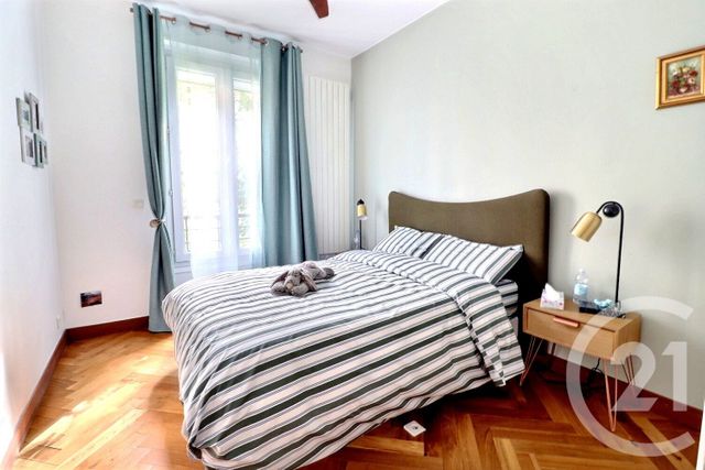 Appartement à vendre - 5 pièces - 98.41 m2 - LES LILAS - 93 - ILE-DE-FRANCE - Century 21 Ricard Immobilier