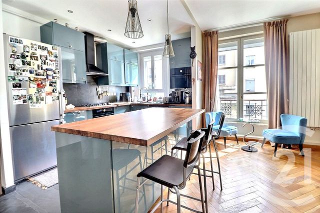 Appartement à vendre - 5 pièces - 98.41 m2 - LES LILAS - 93 - ILE-DE-FRANCE - Century 21 Ricard Immobilier
