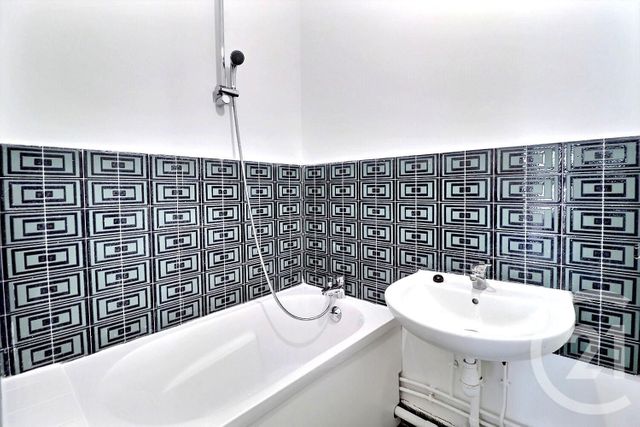 Afficher la photo en grand Appartement F4 à vendre - 4 pièces - 78.0 m2 - MONTREUIL - 93 - ILE-DE-FRANCE - Century 21 Ricard Immobilier