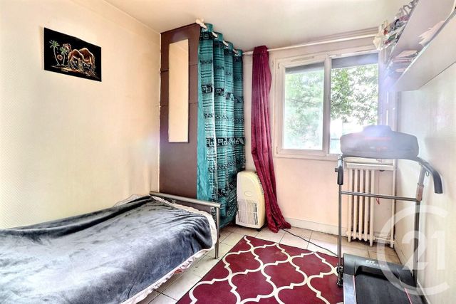 Appartement F4 à vendre - 4 pièces - 62.0 m2 - PANTIN - 93 - ILE-DE-FRANCE - Century 21 Ricard Immobilier