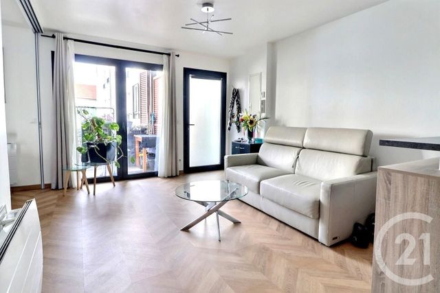 Appartement Duplex à vendre - 3 pièces - 54.0 m2 - ROMAINVILLE - 93 - ILE-DE-FRANCE - Century 21 Ricard Immobilier