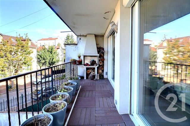 Appartement F4 à vendre - 4 pièces - 113.0 m2 - NOISY LE SEC - 93 - ILE-DE-FRANCE - Century 21 Ricard Immobilier