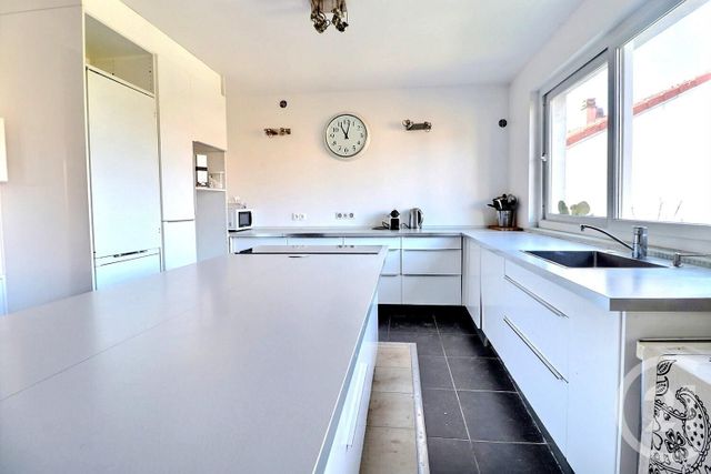 Appartement F4 à vendre - 4 pièces - 113.0 m2 - NOISY LE SEC - 93 - ILE-DE-FRANCE - Century 21 Ricard Immobilier