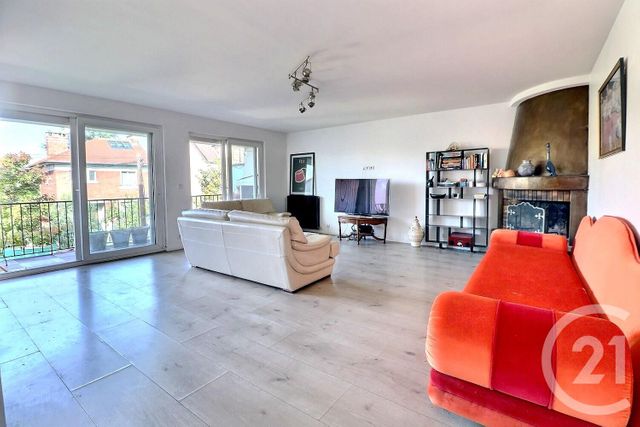 Appartement F4 à vendre - 4 pièces - 113.0 m2 - NOISY LE SEC - 93 - ILE-DE-FRANCE - Century 21 Ricard Immobilier