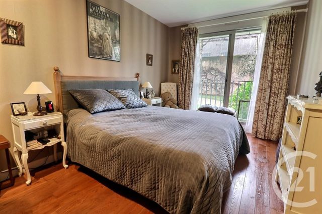 Appartement à vendre - 4 pièces - 87.68 m2 - LES LILAS - 93 - ILE-DE-FRANCE - Century 21 Ricard Immobilier