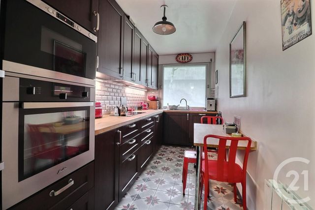 Appartement à vendre - 4 pièces - 87.68 m2 - LES LILAS - 93 - ILE-DE-FRANCE - Century 21 Ricard Immobilier