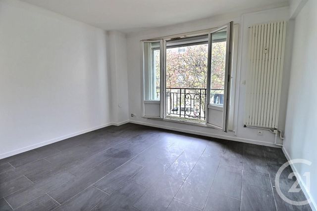 Appartement F2 à vendre - 2 pièces - 50.2 m2 - LES LILAS - 93 - ILE-DE-FRANCE - Century 21 Ricard Immobilier
