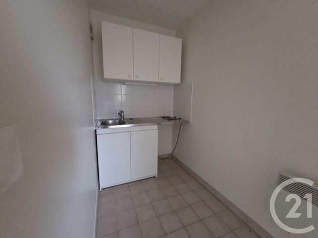 Appartement F1 à vendre - 1 pièce - 27.3 m2 - LES LILAS - 93 - ILE-DE-FRANCE - Century 21 Ricard Immobilier