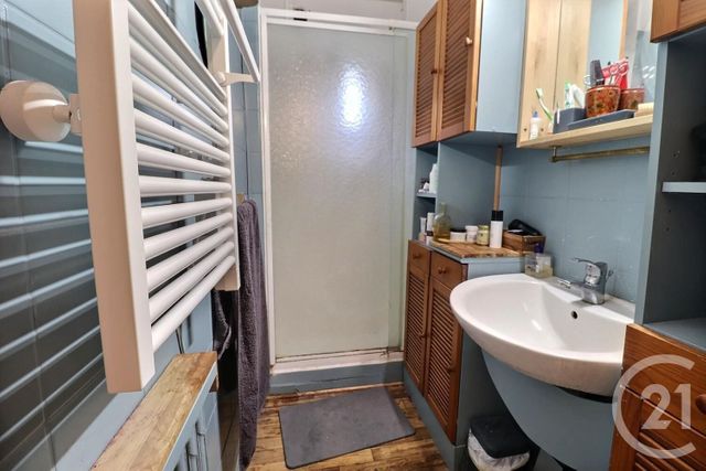 Appartement à vendre - 2 pièces - 52.0 m2 - NOISY LE SEC - 93 - ILE-DE-FRANCE - Century 21 Ricard Immobilier