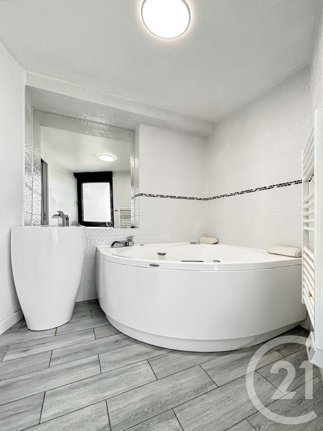 maison à vendre - 5 pièces - 200.0 m2 - LES LILAS - 93 - ILE-DE-FRANCE - Century 21 Ricard Immobilier