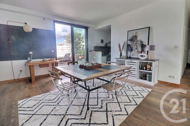 Appartement à vendre - 4 pièces - 80.0 m2 - MONTREUIL - 93 - ILE-DE-FRANCE - Century 21 Ricard Immobilier