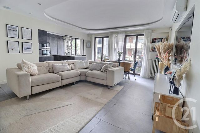 Appartement à vendre - 4 pièces - 78.0 m2 - LES LILAS - 93 - ILE-DE-FRANCE - Century 21 Ricard Immobilier