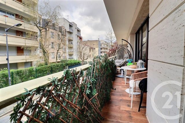 Appartement à vendre - 4 pièces - 78.0 m2 - LES LILAS - 93 - ILE-DE-FRANCE - Century 21 Ricard Immobilier