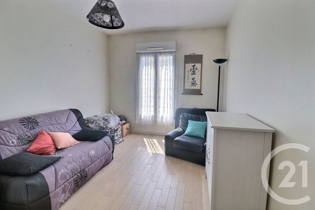 Appartement à vendre - 4 pièces - 84.45 m2 - LES LILAS - 93 - ILE-DE-FRANCE - Century 21 Ricard Immobilier