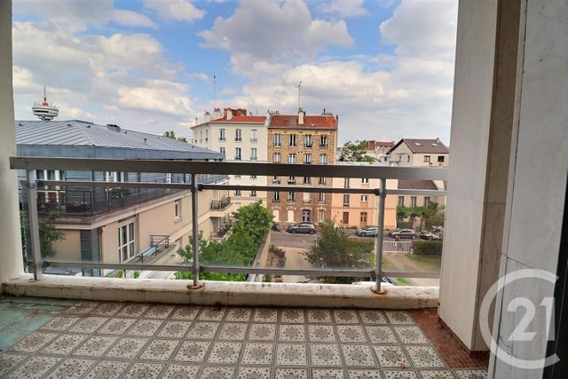 Appartement à vendre - 3 pièces - 74.8 m2 - LES LILAS - 93 - ILE-DE-FRANCE - Century 21 Ricard Immobilier
