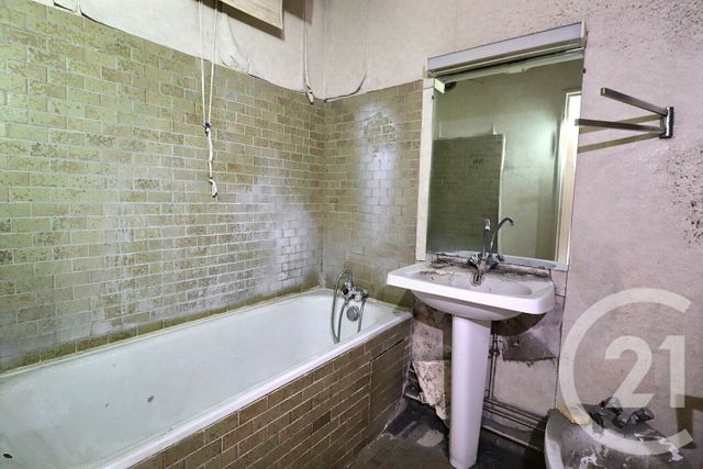Appartement F2 à vendre - 2 pièces - 42.0 m2 - PARIS - 75020 - ILE-DE-FRANCE - Century 21 Ricard Immobilier