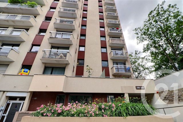 Appartement F2 à vendre - 2 pièces - 42.0 m2 - PARIS - 75020 - ILE-DE-FRANCE - Century 21 Ricard Immobilier