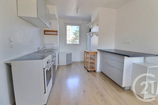 Appartement à vendre - 4 pièces - 89.51 m2 - BAGNOLET - 93 - ILE-DE-FRANCE - Century 21 Ricard Immobilier