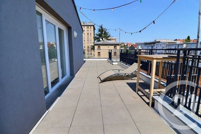 Appartement à vendre - 4 pièces - 89.51 m2 - BAGNOLET - 93 - ILE-DE-FRANCE - Century 21 Ricard Immobilier