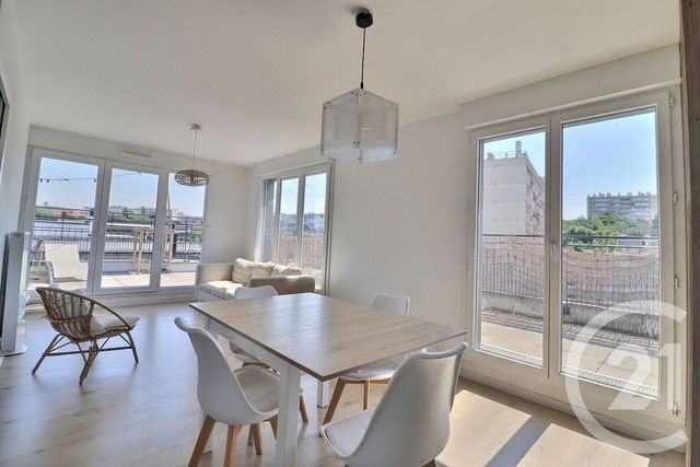 Appartement à vendre - 4 pièces - 89.51 m2 - BAGNOLET - 93 - ILE-DE-FRANCE - Century 21 Ricard Immobilier
