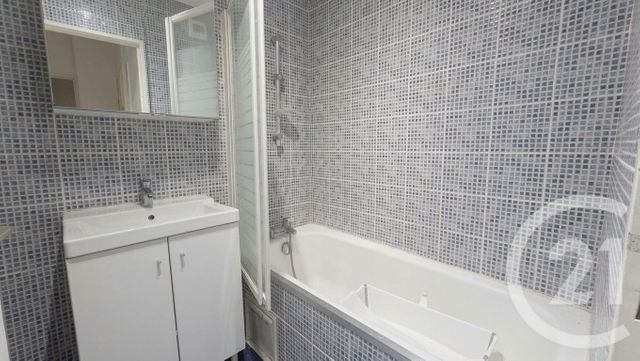Appartement à vendre - 2 pièces - 47.85 m2 - LES LILAS - 93 - ILE-DE-FRANCE - Century 21 Ricard Immobilier