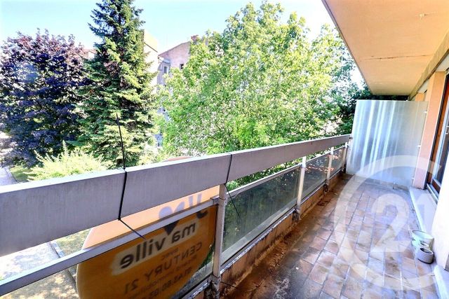 Appartement F3 à vendre - 3 pièces - 66.01 m2 - LES LILAS - 93 - ILE-DE-FRANCE - Century 21 Ricard Immobilier