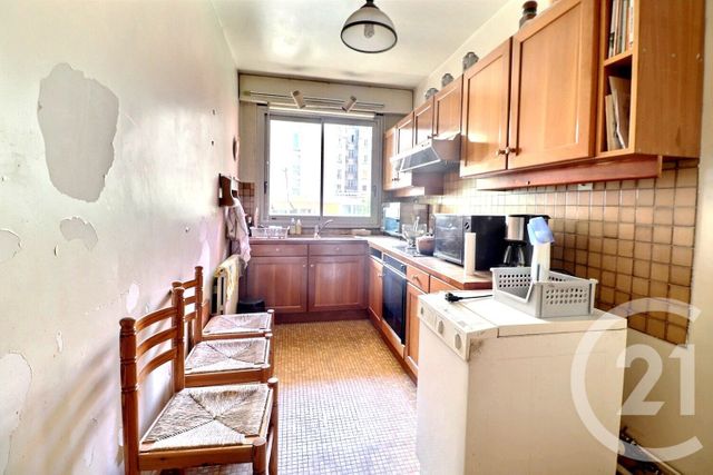 Appartement F3 à vendre - 3 pièces - 66.01 m2 - LES LILAS - 93 - ILE-DE-FRANCE - Century 21 Ricard Immobilier