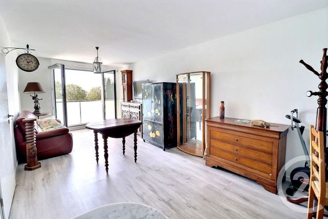 Appartement F3 à vendre LES LILAS